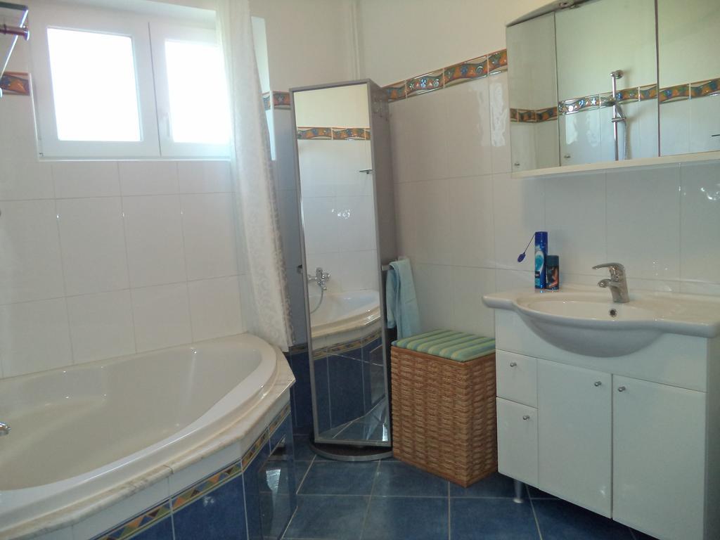 Valeriana Apartment Pula Buitenkant foto