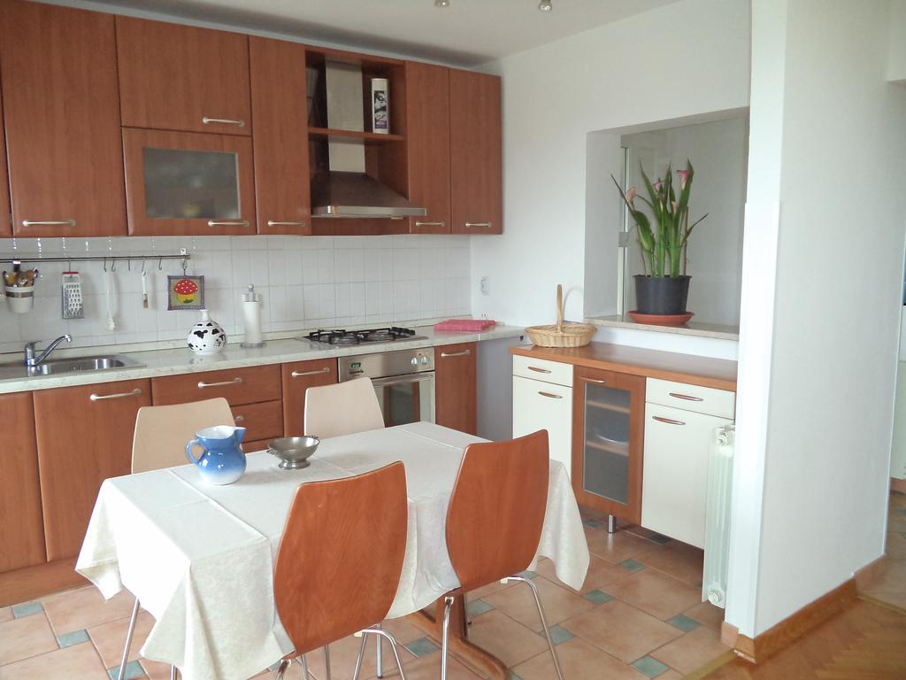 Valeriana Apartment Pula Buitenkant foto