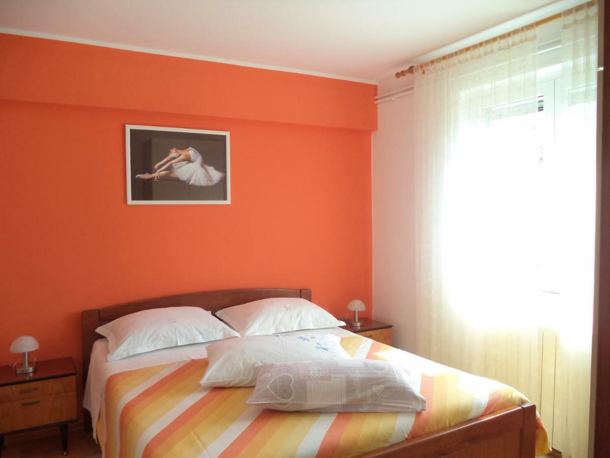 Valeriana Apartment Pula Buitenkant foto